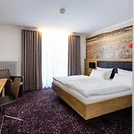 Ringhotel Skreuz 4* Steinheim am Albuch