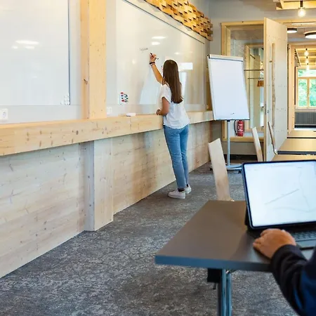 Ringhotel Skreuz Hotell 4*