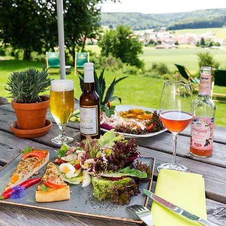 Ringhotel Skreuz Hotell