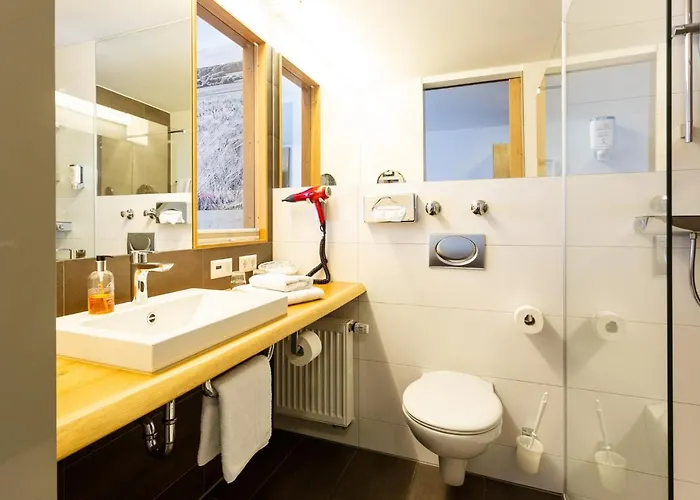 Ringhotel Skreuz 4*